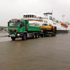 MAN TGS & JCB 220LC BVBA Timo-Tuin Poperinge